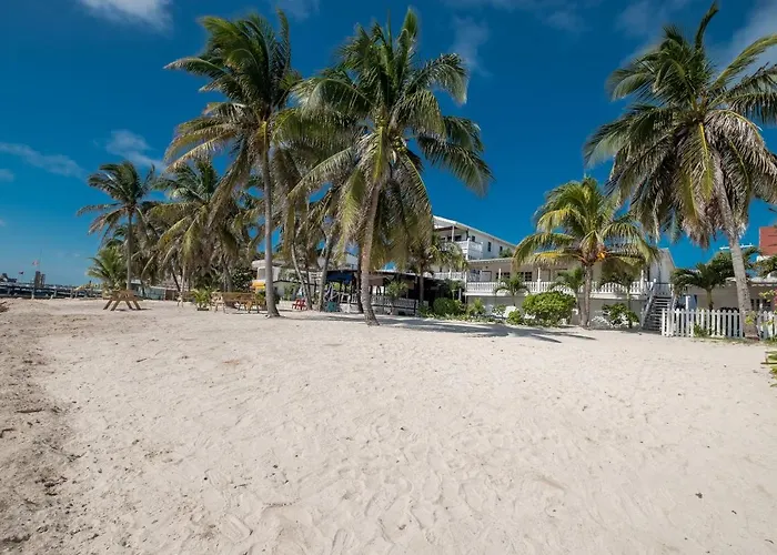 Holiday Hotel 3* San Pedro (Ambergris Caye)