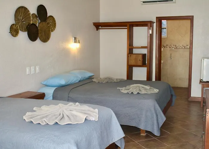 Holiday Hotel