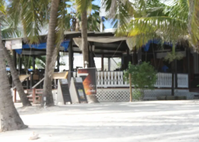 Holiday Hotel 3* San Pedro (Ambergris Caye)