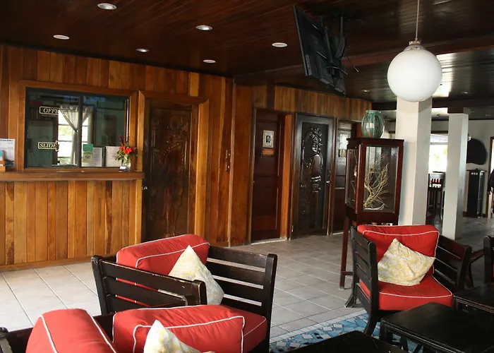 Holiday Hotel Hotel