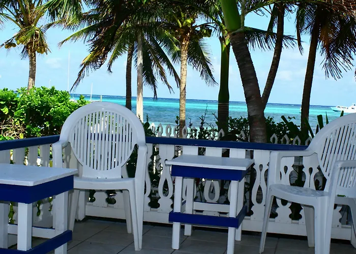 Holiday Hotel